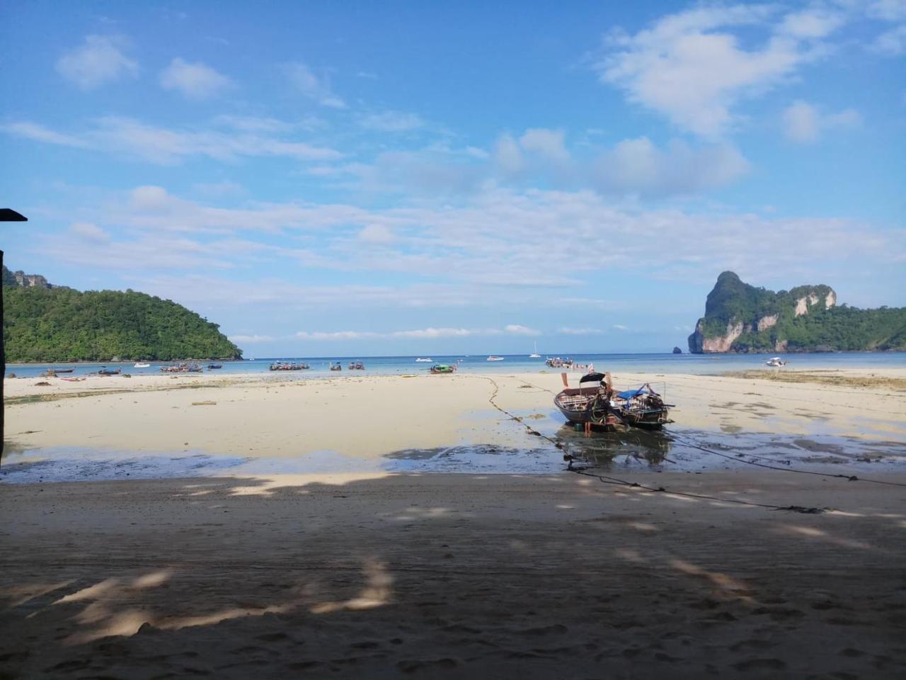 Stones Bar Dorm Rooms Koh Phi Phi Eksteriør bilde